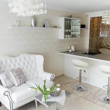 Apartment Juozapaviciaus *